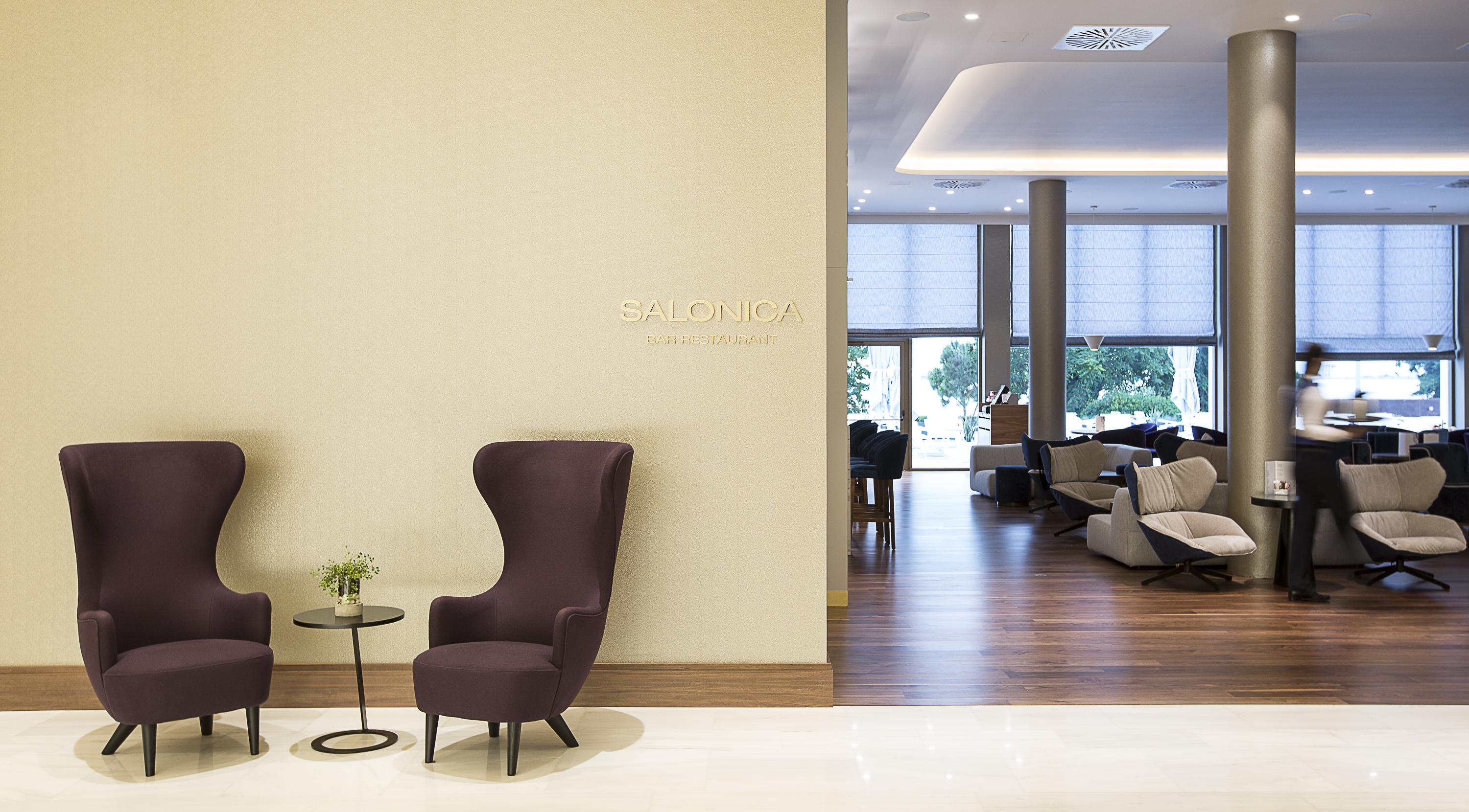 Makedonia Palace Thessaloniki Exterior photo The Salon lounge at Athens International Airport