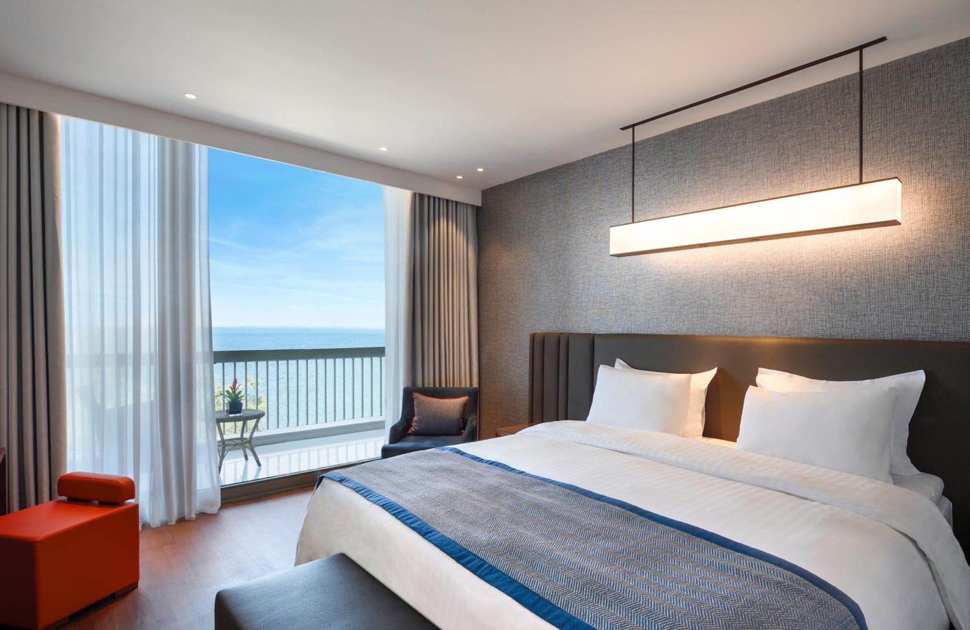 Makedonia Palace Thessaloniki Exterior photo Deluxe Ocean View